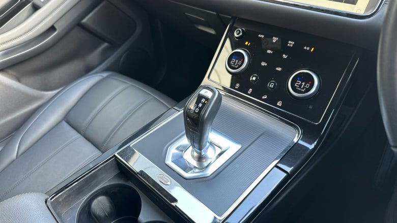 Land Rover Range Rover Evoque 2.0 D200 R-Dynamic SE 5dr Auto Diesel Hatchback